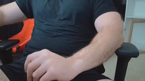 Snapshot of eltanke2206 chatting on February 24, 2026, 7:45 pm alexgarg online show from February 24, 2026, 7:45 pm