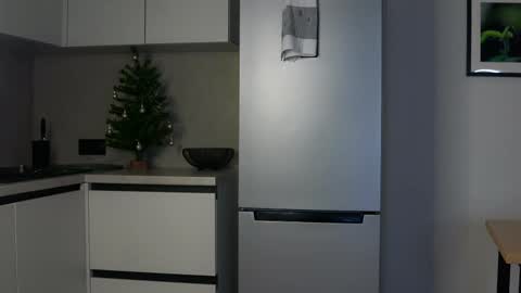 Sophie online show from January 28, 2025, 8:15 pm