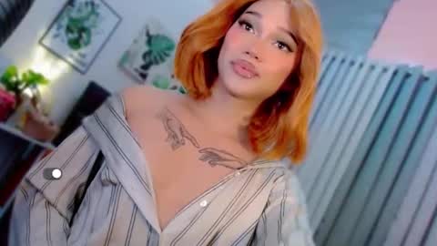 elvie_hughes online show from October 30, 2025, 11:33 am