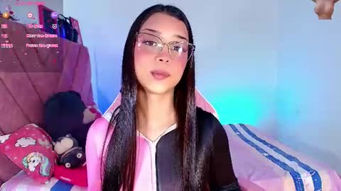 Snapshot of ely_w1 chatting on June 19, 2026, 6:40 am ely_w1 online show from June 19, 2026, 6:40 am