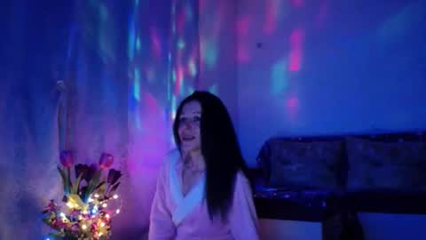 Elisa online show from February 27, 2025, 9:58 pm