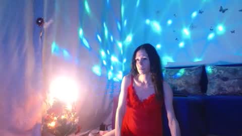 Elisa online show from January 7, 2026, 5:48 pm