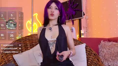 Elysia online show from October 15, 2025, 9:15 pm