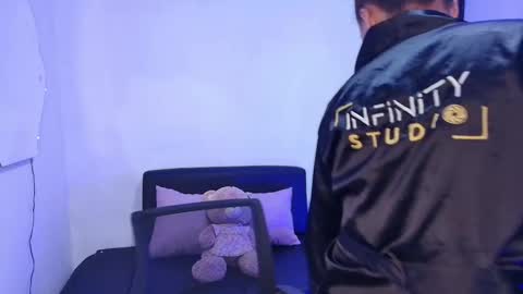 ema__miller online show from January 6, 2025, 2:15 am