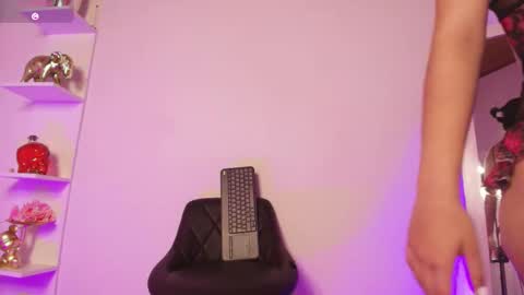 ema_parkerr online show from February 28, 2026, 8:43 pm