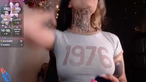 ema_ploxx online show from October 30, 2025, 5:42 am