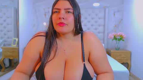 EmaGray online show from June 11, 2026, 4:49 pm