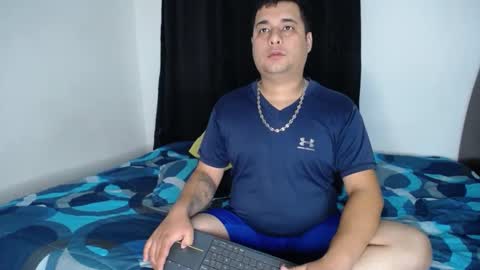 Snapshot of ember_wanda_ chatting on January 7, 2025, 11:35 pm Ember and Wanda online show from January 7, 2025, 11:35 pm