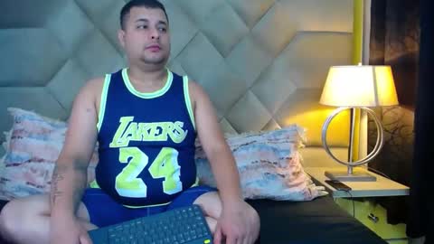 Snapshot of ember_wanda_ chatting on March 7, 2025, 2:15 am Ember and Wanda online show from March 7, 2025, 2:15 am