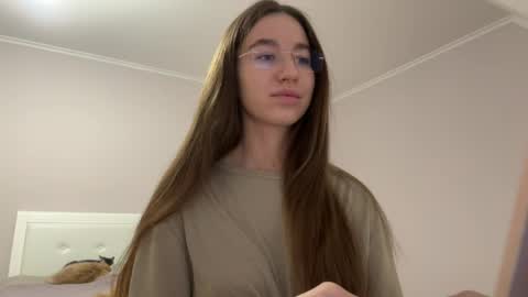 Alina online show from May 13, 2026, 6:05 pm