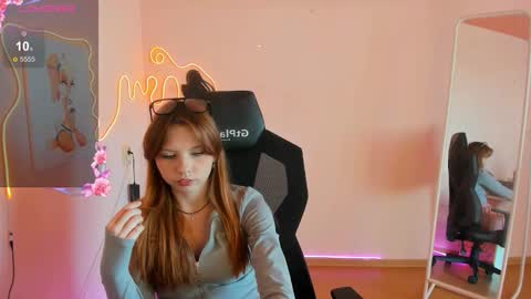 Snapshot of embervexen chatting on March 2, 2026, 7:15 am Ember online show from March 2, 2026, 7:15 am