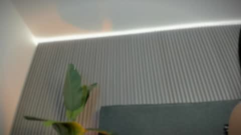 emelie_89 online show from April 9, 2026, 11:59 am