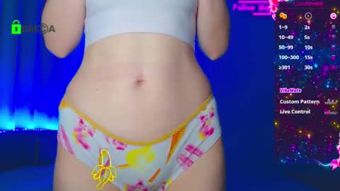 Emely online show from November 6, 2025, 2:34 am