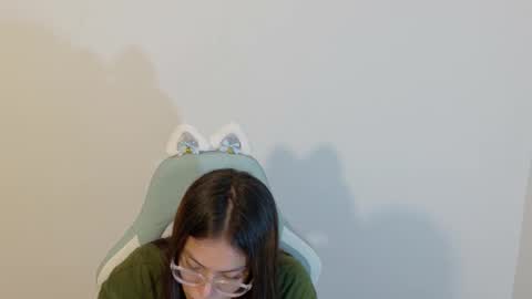 sabrina online show from November 30, 2025, 2:37 am