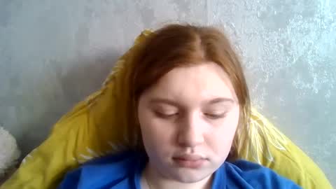 emeraldswan online show from February 17, 2025, 1:10 pm