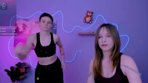 Snapshot of emi_fade chatting on March 3, 2026, 5:30 pm emi_fade online show from March 3, 2026, 5:30 pm