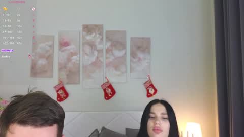 Snapshot of emi_jake chatting on December 21, 2024, 2:15 pm emi_jake online show from December 21, 2024, 2:15 pm