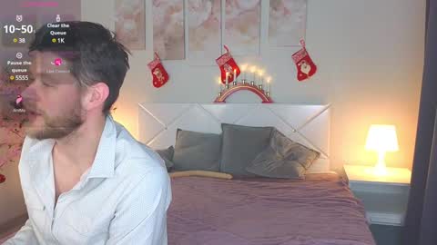 Snapshot of emi_jake chatting on January 5, 2025, 2:19 pm emi_jake online show from January 5, 2025, 2:19 pm