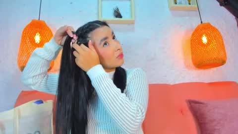 Emily online show from November 26, 2025, 12:06 pm