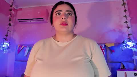 Snapshot of emiilygrace_ chatting on July 13, 2026, 11:46 am Emiily Grace online show from July 13, 2026, 11:46 am