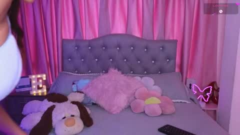 Emily online show from November 8, 2025, 2:39 pm