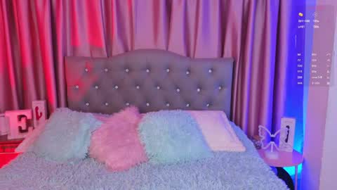 Snapshot of emiiscoot_1 chatting on June 2, 2026, 1:40 am Emily online show from June 2, 2026, 1:40 am
