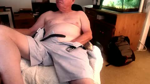 Snapshot of emil_karpo chatting on September 25, 2025, 9:18 pm Terrance1st online show from September 25, 2025, 9:18 pm