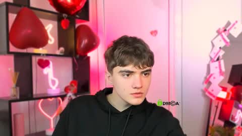 Snapshot of emil_lucky chatting on February 12, 2026, 12:22 pm emil_lucky online show from February 12, 2026, 12:22 pm