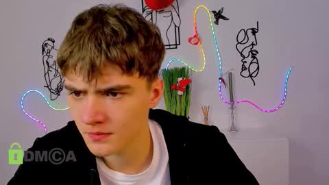 Snapshot of emil_lucky chatting on February 13, 2026, 12:12 pm emil_lucky online show from February 13, 2026, 12:12 pm