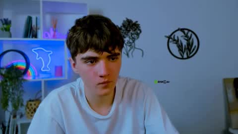 Snapshot of emil_lucky chatting on February 23, 2026, 12:24 pm emil_lucky online show from February 23, 2026, 12:24 pm