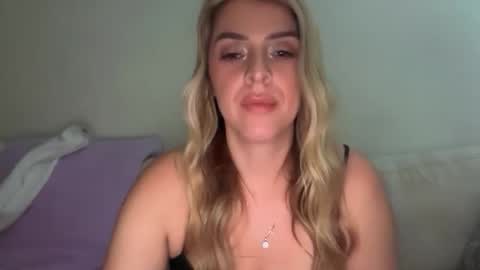 emilelovesyou online show from April 14, 2026, 6:30 am