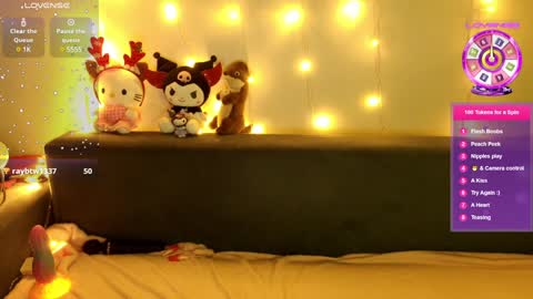 Snapshot of emili_blanc chatting on January 7, 2025, 2:41 pm Emili online show from January 7, 2025, 2:41 pm