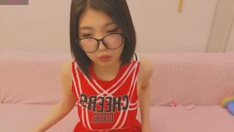 Snapshot of emili_blanc chatting on February 9, 2025, 2:38 am Emili online show from February 9, 2025, 2:38 am