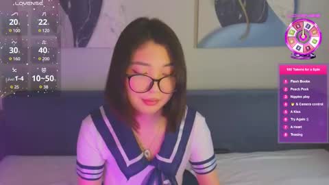 Snapshot of emili_blanc chatting on March 5, 2025, 2:36 am Emili online show from March 5, 2025, 2:36 am