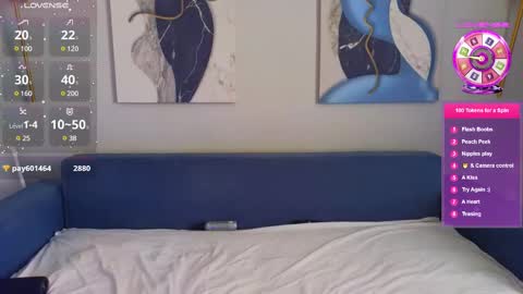Snapshot of emili_blanc chatting on March 7, 2025, 5:18 am Emili online show from March 7, 2025, 5:18 am