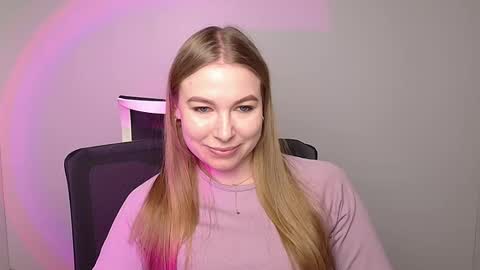 Emilia online show from February 8, 2025, 9:24 am