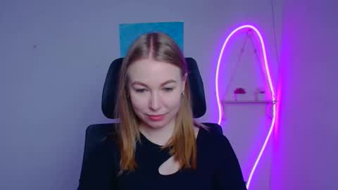 Emilia online show from March 19, 2026, 6:28 am