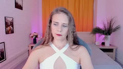Emilia Bedy online show from October 7, 2025, 9:06 am