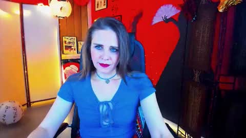 Snapshot of emiliabedy chatting on November 30, 2025, 5:11 am Emilia Bedy online show from November 30, 2025, 5:11 am