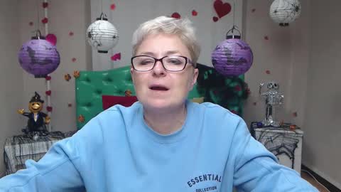 EmiliaGree online show from October 24, 2025, 5:48 am