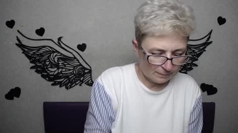 EmiliaGree online show from November 23, 2025, 6:08 pm