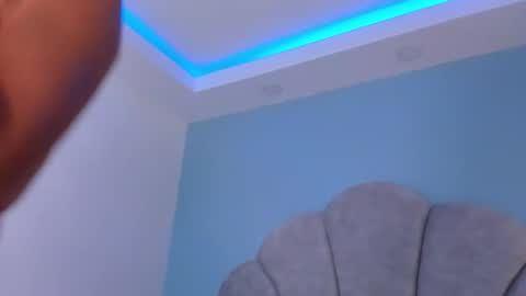 Emillie online show from March 20, 2026, 5:29 pm