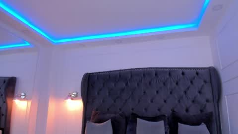 Snapshot of emiliee_xx chatting on May 21, 2026, 4:47 pm Emillie online show from May 21, 2026, 4:47 pm