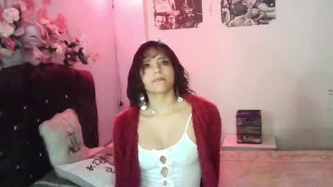 emiliejoy online show from March 24, 2026, 4:17 am