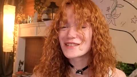 Emi  online show from February 25, 2026, 1:15 am