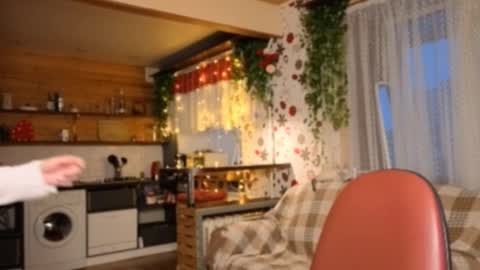 Emi  online show from March 10, 2026, 3:11 am