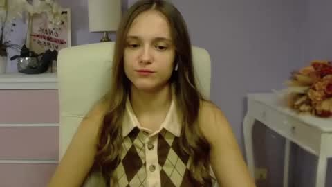 Snapshot of emilly_lust99 chatting on January 10, 2025, 10:50 am Emilly online show from January 10, 2025, 10:50 am