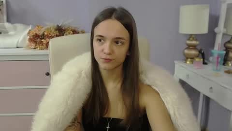 Emilly online show from February 4, 2026, 7:47 am