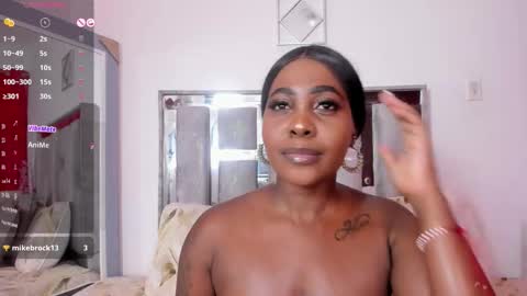 Emilly Roa online show from February 11, 2026, 10:37 pm