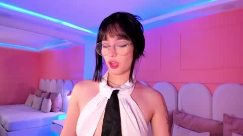 Emilly  online show from July 6, 2026, 5:37 pm